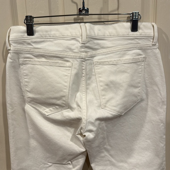Banana Republic white “Girlfriend” jeans. Sz 27 - Picture 6 of 8